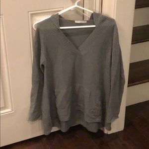 Oversized sweater with hood